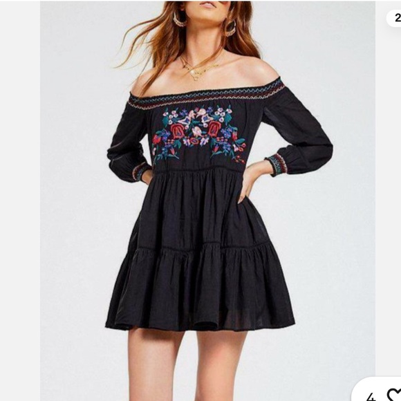 👗🌸‎ Free People Embroidered Off Shoulder Black Mini Dress / Top XS 🌸👗 - Picture 2 of 6